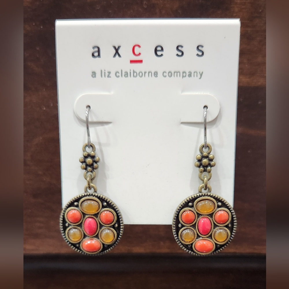Axcess a Liz Claiborne Company dangle earrings